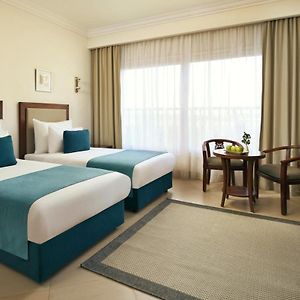 Standard Room Twin Bed French Window
